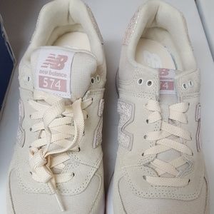 NEW New Balance Shoes